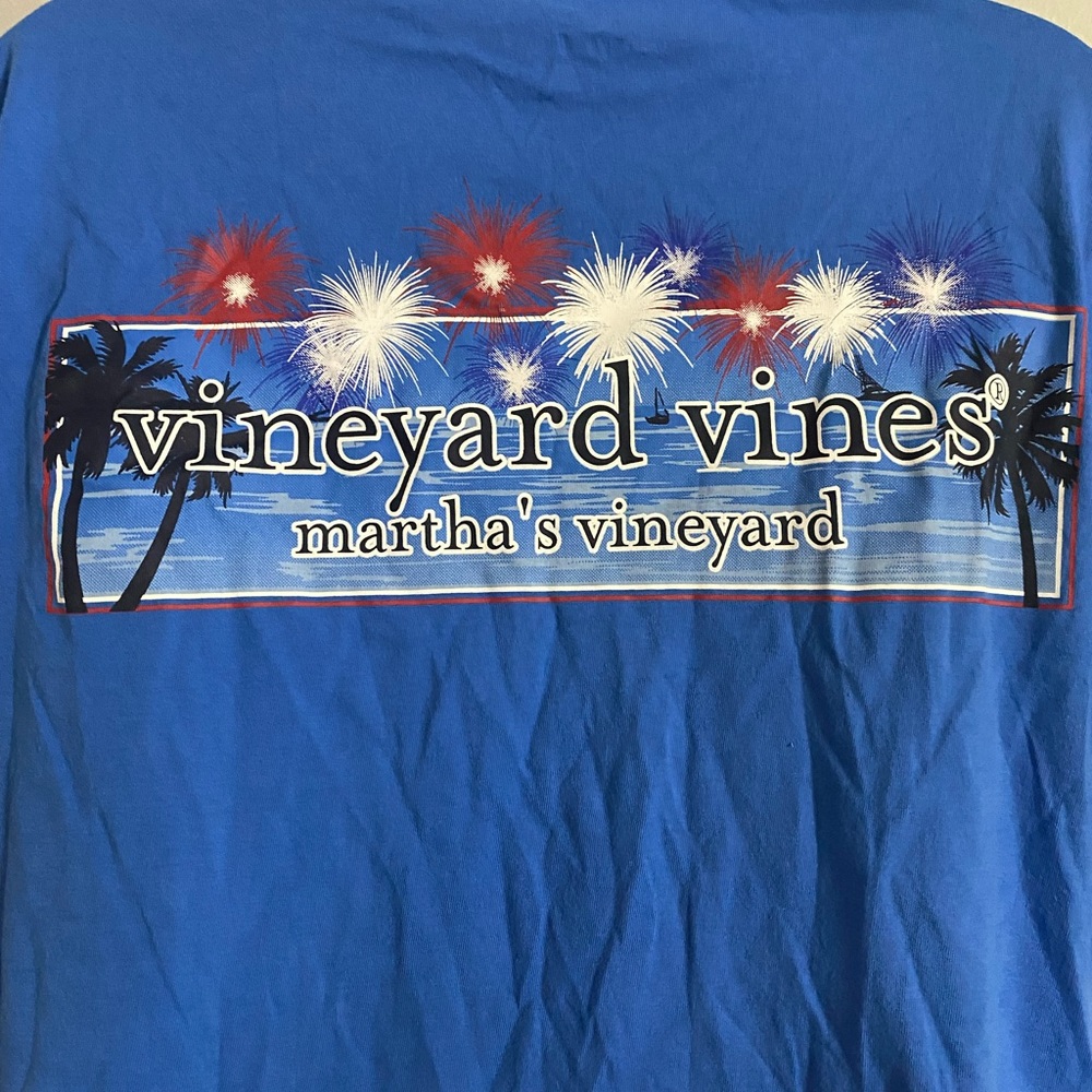 Vineyard Vines Marthas Vineyard Fireworks Graphic Pocket Tee Size Large